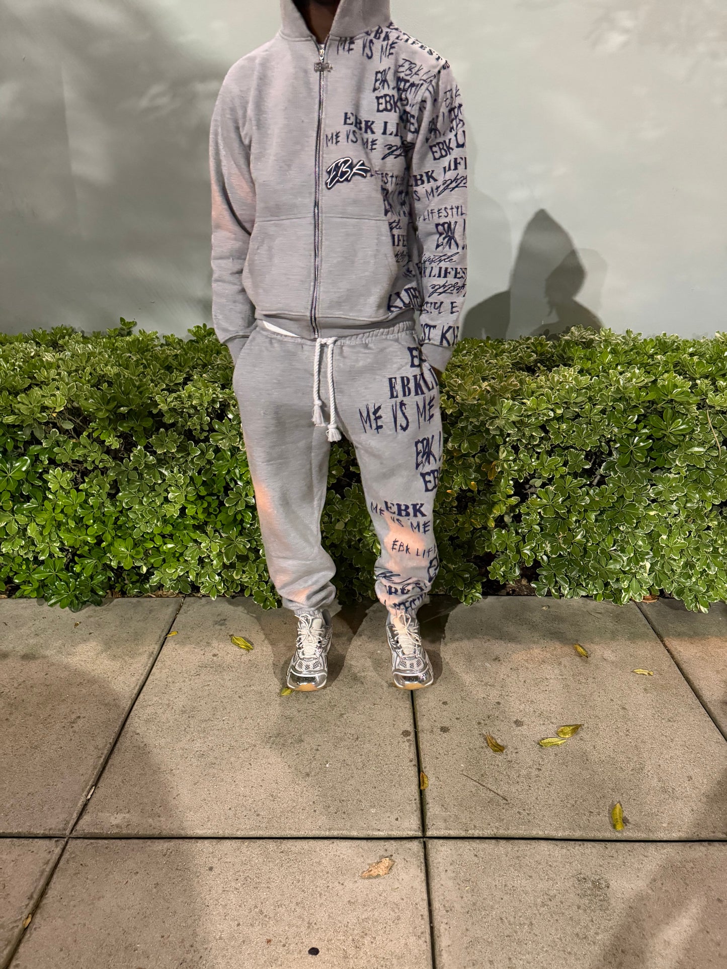 ALL AROUND EBK SWEATSUIT